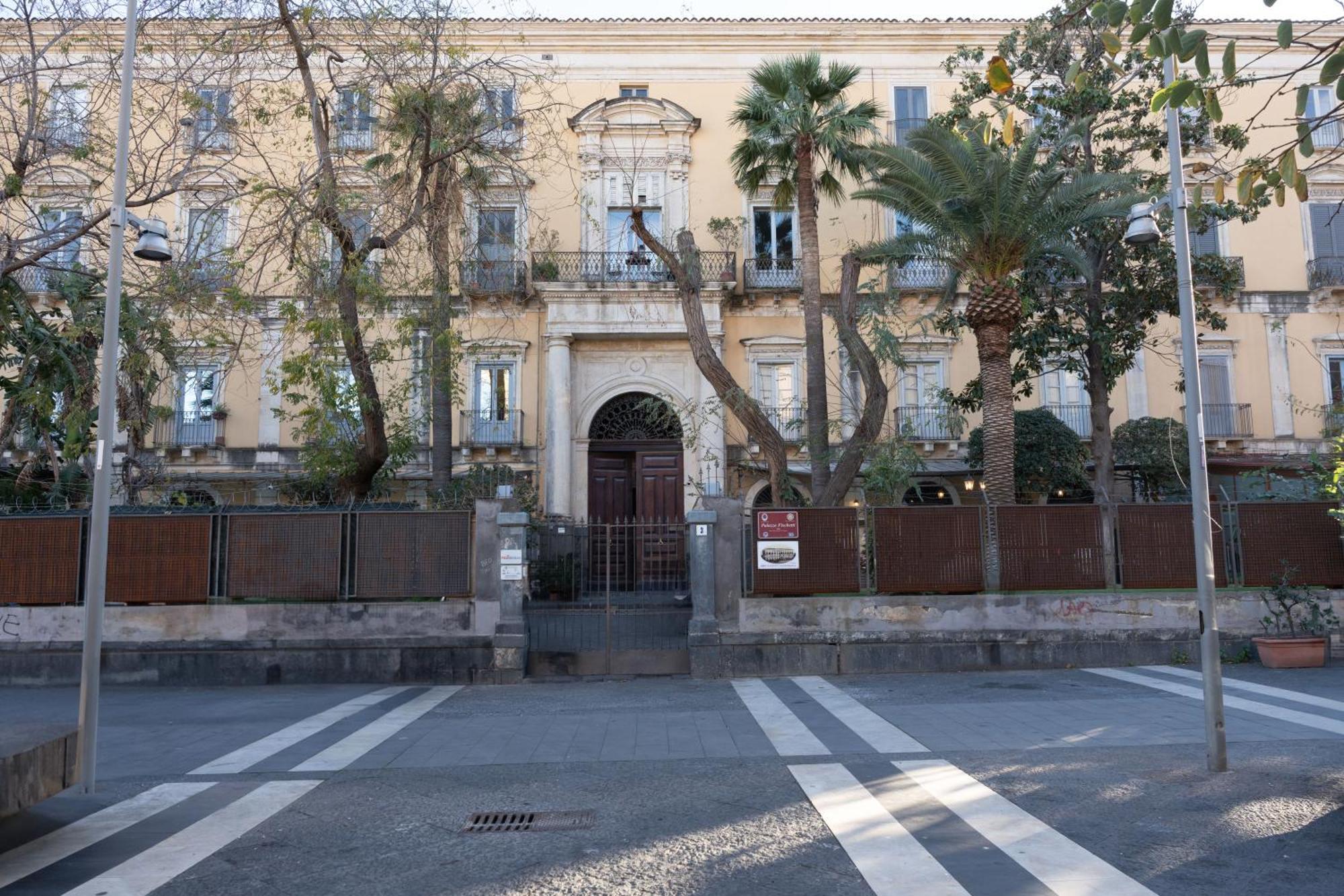 B&B Palazzo Fischetti Aeroporto di Catania Fontana Rossa Esterno foto